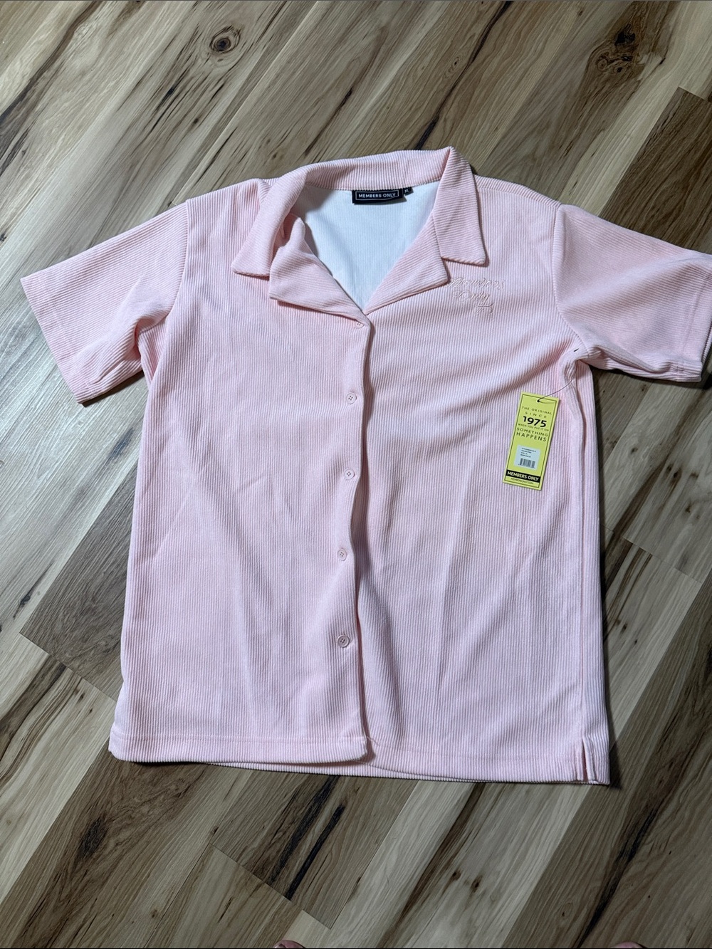 Members OnlyLight Pink Short Sleeve Button-Front Women’s Shirt